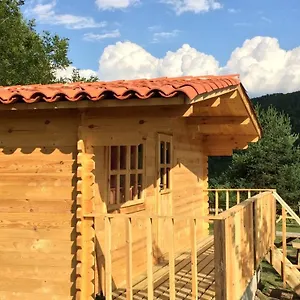 camping-ripolles.catalonia-hotels.com/